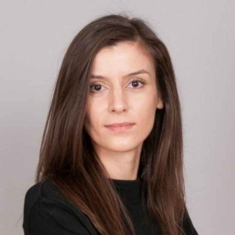 Petya Katsarska, Freshfields Bruckhaus Deringer